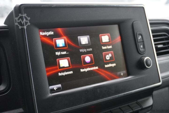 Skåpbil Renault Master 2.3 dCi 135PK L2H2 EURO 6 - Airco - Navi...