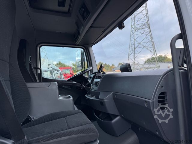 Koelwagen met geïsoleerde laadbak MERCEDES-BENZ Atego 818 THERMO KING T-800 R whisper