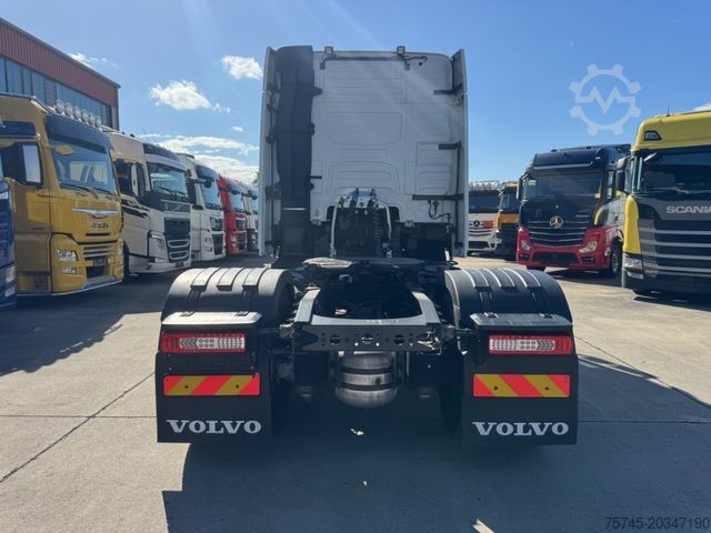 Standardní tahač VOLVO FH 500 * GLOBEBETROTTER * ADR*KIPPHYD*STANDKLIMA