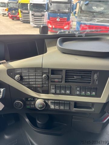 Standardní tahač VOLVO FH 500 * GLOBEBETROTTER * ADR*KIPPHYD*STANDKLIMA