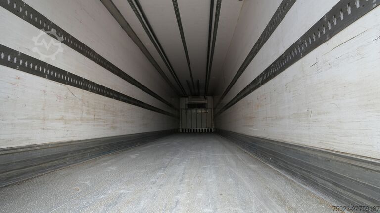 Transporte refrigerado/congelado LAMBERET 3 Axle frigo trailer Carrier Vector 1950 Bi-Temp