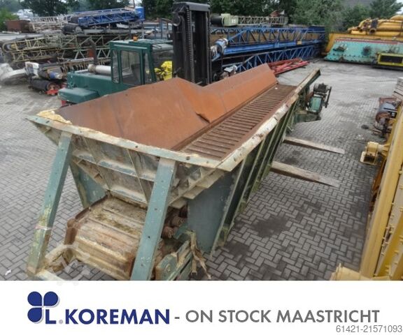 Stahlplattenband mit Bunker ABM / Bergeaud  Steel Apron Conveyor with Hopper ABM / Bergeaud