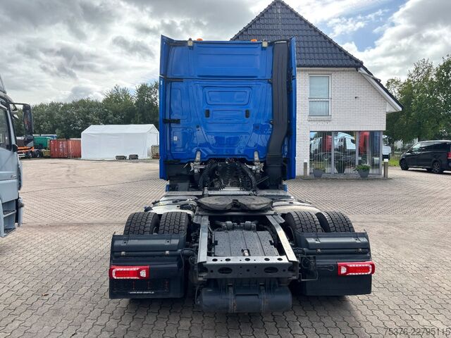 Volume trekker MERCEDES-BENZ Actros 1851 Giga Öl Retarder 2 Tanks Standklima