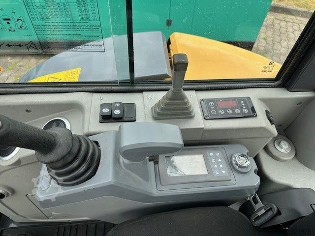 Mini bager XCMG XE35, Gummikette, Greifer + Hammer, Klima,Yanmar