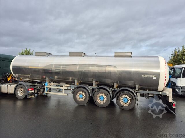 Tanker semitrailer  Fabr. Langfeld  HLW - 30.000 Liter
