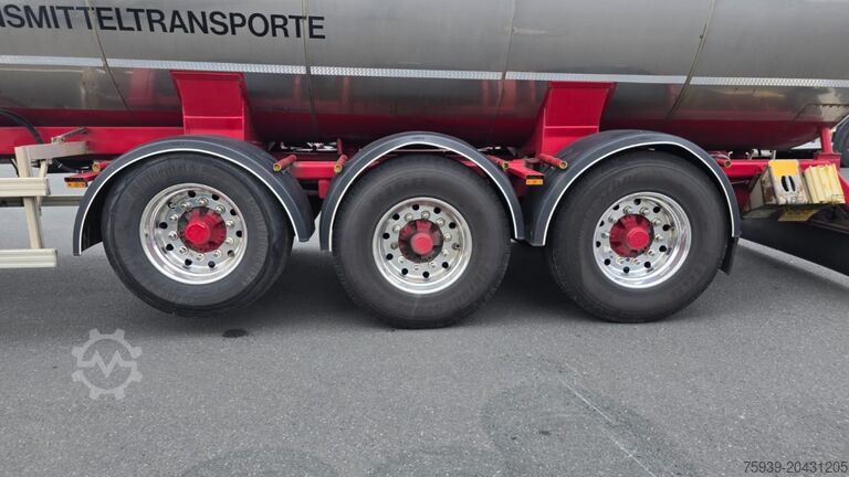 Tanker semitrailer  Fabr. Lück  Magyar - 28585 L - 5 Kammern