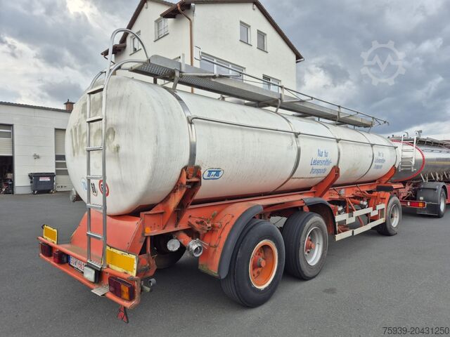 Tanker trailer  Fabr. T + A Beckum - 18390 Liter - 3 Kammern