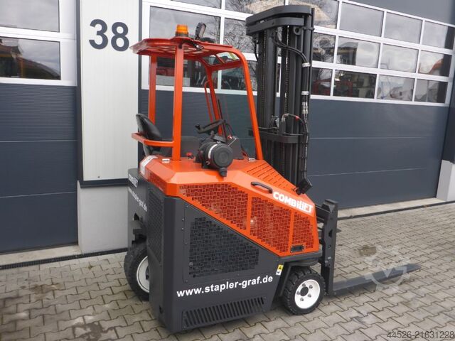 Carregador frontal de quatro vias Combilift C3000