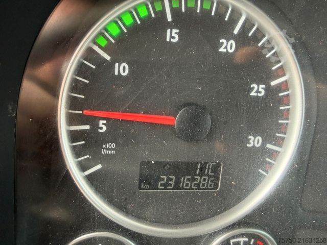 IYO Design Dariusz Żabczyński IYO Design Dariusz Żabczyński IYO Design Dariusz Żabczyński