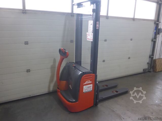 Hoogheffende truck Linde L12
