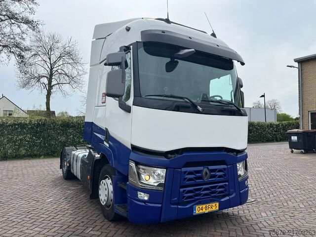 Standard-SZM Renault T HD001