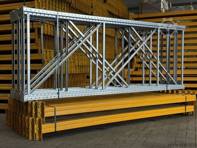 Lengte: 14,01 strekkende meter. /St.: 2900 x 1100 mm META (Thyssen) Multipal S Palettenregalanlage Palettenregal Regal