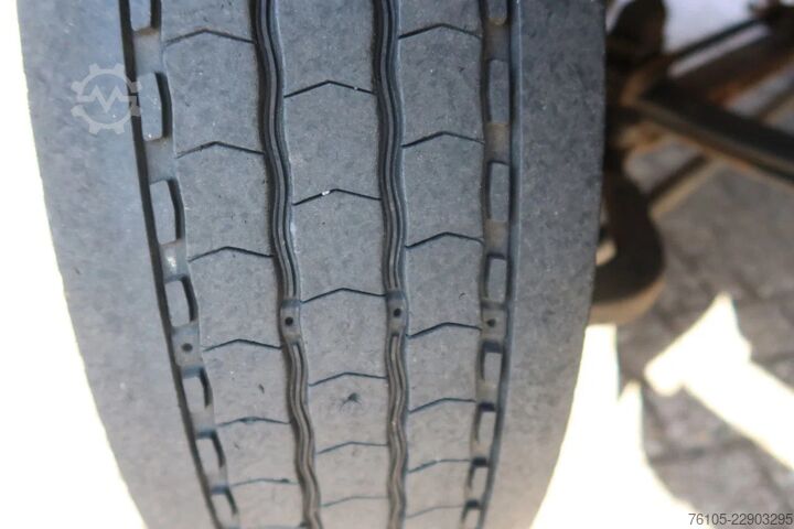 βαλίτσα Mitsubishi Canter 7 C 18 Bak + Klep 1000 KG Euro 6