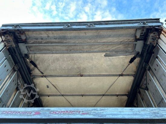 Otevřený návěs s plachtou SCHMITZ SO1, GETRäNKEAUFLIEGER ORTEN SAFE SERVER,  LIFTACHSE, EDSCHA-VERDECK