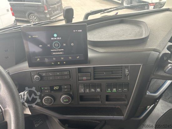 Véhicule tracteur volume VOLVO FH 500 E6, LOW DECK, I-SHIFT, VOLL-LUFT, STANDKLIMA  I SAVE