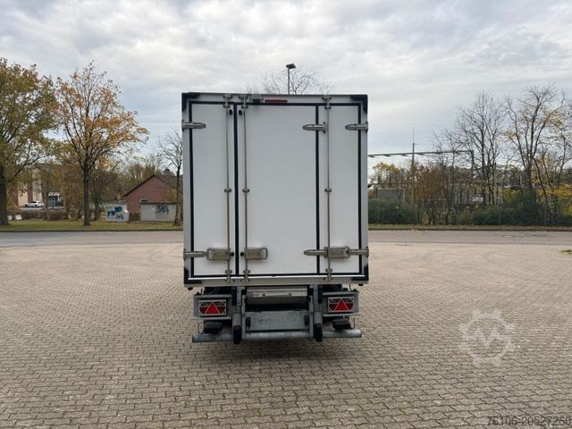 Fourgon isotherme frigorifique IVECO Daily 35C18 TiefKühlkoffer Maxicargo *2 Stück*