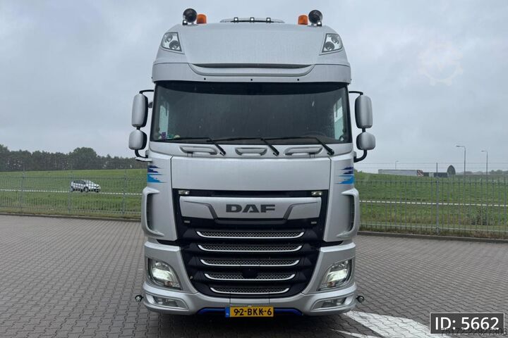 Standard-SZM DAF XF 530 SSC, Euro 6, Mega / Lifting 5th wheel / ...