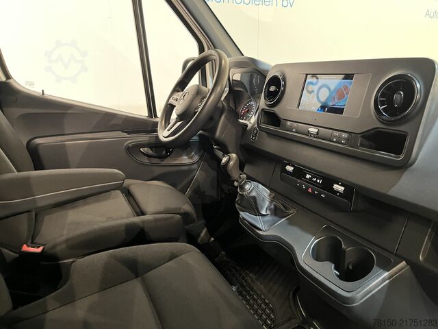 Skåpbil Mercedes-Benz Sprinter 317 CDI L2H2 RWD / Euro 6 / LED / Airc...