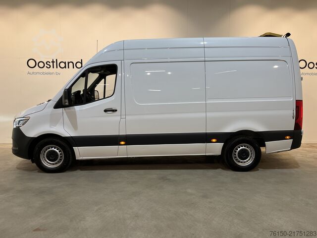 Skåpbil Mercedes-Benz Sprinter 317 CDI L2H2 RWD / Euro 6 / LED / Airc...
