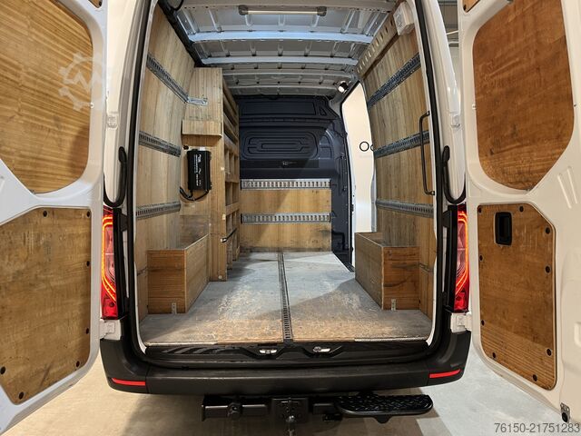 Skåpbil Mercedes-Benz Sprinter 317 CDI L2H2 RWD / Euro 6 / LED / Airc...