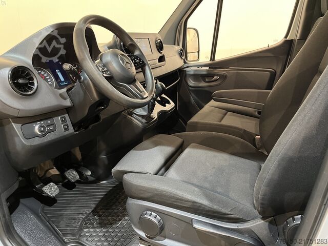 Skåpbil Mercedes-Benz Sprinter 317 CDI L2H2 RWD / Euro 6 / LED / Airc...