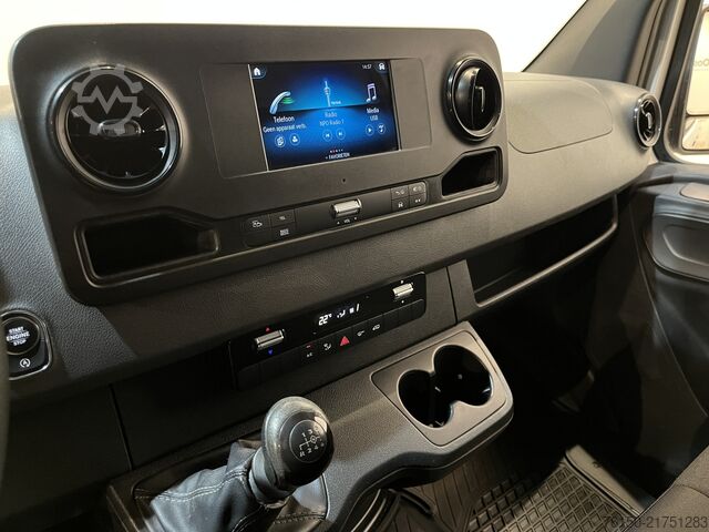 Skåpbil Mercedes-Benz Sprinter 317 CDI L2H2 RWD / Euro 6 / LED / Airc...