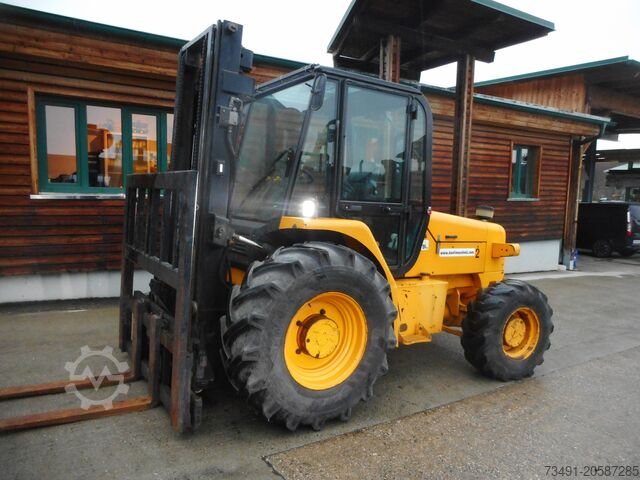 Arazi tipi forklift JCB 930 ALLRAD Triplex SS Kabine