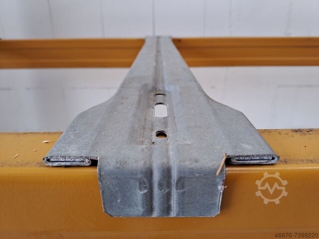 Mélységi rúd Mélységi rúd Kereszttartó polc Polc Jung Heinrich Esmena / TFZ 18 / verzinkt / f. Ständertiefe: ca. 1.000 mm