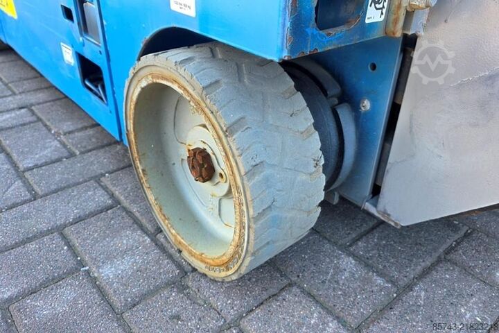 Nůžkový výtah Genie GS1932 Electric, Working Height 7.8 m, 227kg Capac