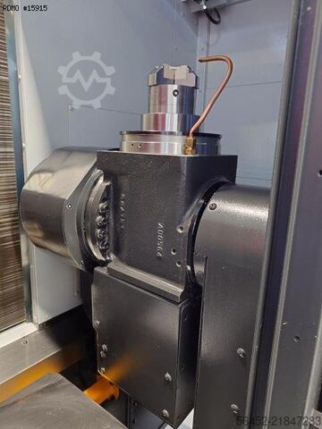 Centru de strunjire/frezare DMG MORI NTX1000/SZM