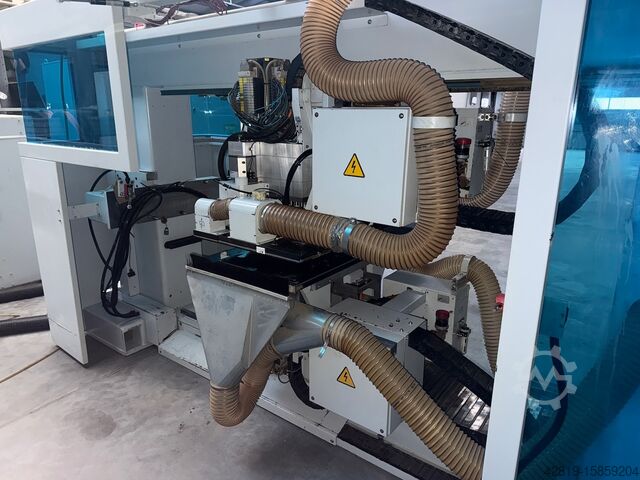 Bearbetningscenter med genomloppsmatning Weeke BHX500