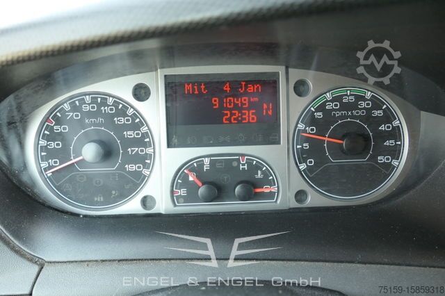 Box van iveco Daily 35 S11 C30C AUTOMATIK KAMERA MAXI Regale DURCHGANG