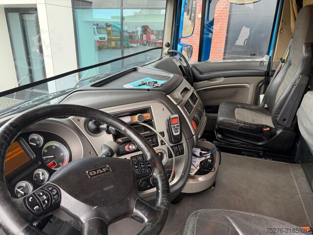 Standaard-SZM DAF XF 105 460 + Mixeroplegger 14 M3 met Motor