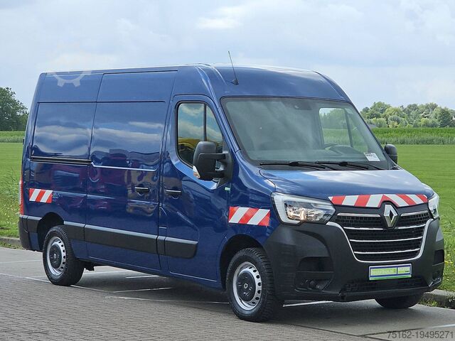 High-roof van RENAULT MASTER 2.3 L2H2 Navi Euro6 AC!