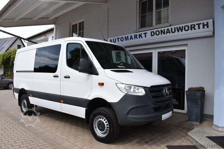 Duba panelată MERCEDES-BENZ Sprinter 316 CDI 4x4 Mixto 7 G-Tronic 4 Sitzer