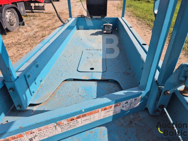 Scissor lift ENTL 061