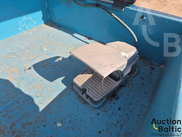 Scissor lift ENTL 061