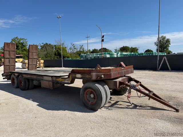 Semirimorchio ribassato per il trasporto di macchine edili CTC RP26S