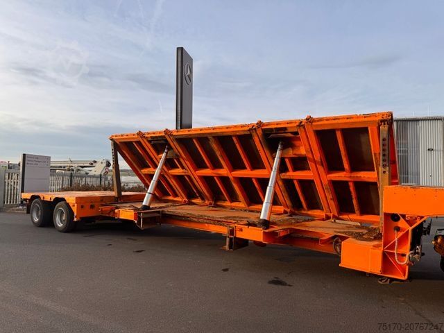 Reboque de plataforma rebaixada DINKEL DSAFA 36000 Schräglader/Tieflader 2x Lenkachse