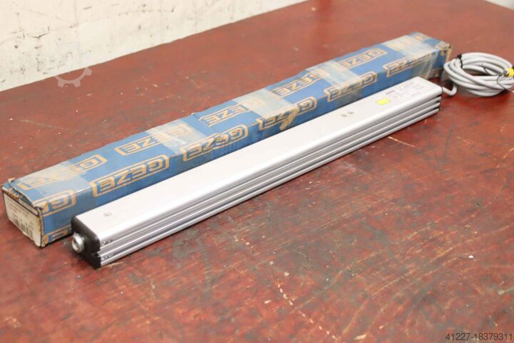 Lineáris hajtóorsó hajtási lökethossza 300 mm Geze E250/24V-DC EV 1