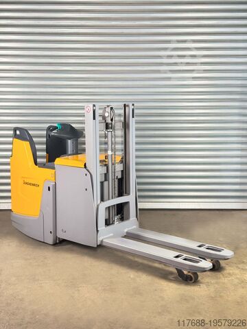 Conductor de carretilla elevadora Jungheinrich ERD 220 - Service Neu - Batterie 82% - 2t - 2,01m Hub