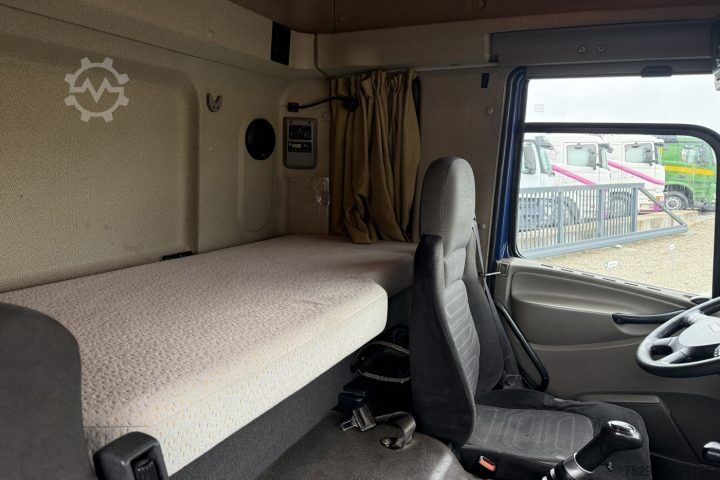 Tractor estándar DAF CF 85.410 6x2 / Swiss-Vehicle