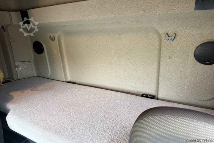 Tractor estándar DAF CF 85.410 6x2 / Swiss-Vehicle