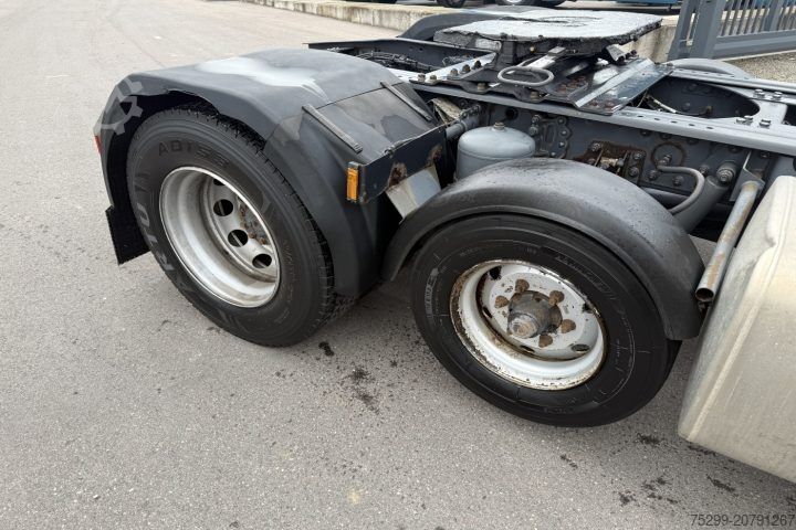 Tractor estándar DAF CF 85.410 6x2 / Swiss-Vehicle