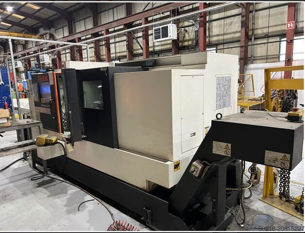 Centro de torneado y fresado CNC Mazak QuickTurn Smart 300 M