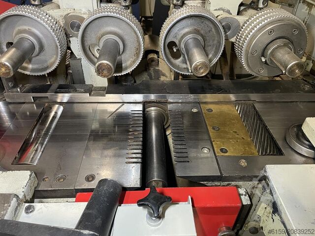 Hyvelmaskin WEINIG HYDROMAT  (8 spindle)