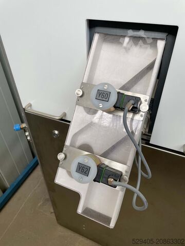 Rotációs tablettaprés GEA Courtoy R090