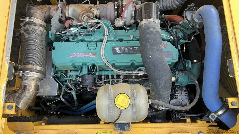 Crawler excavator Volvo EC 300 D L