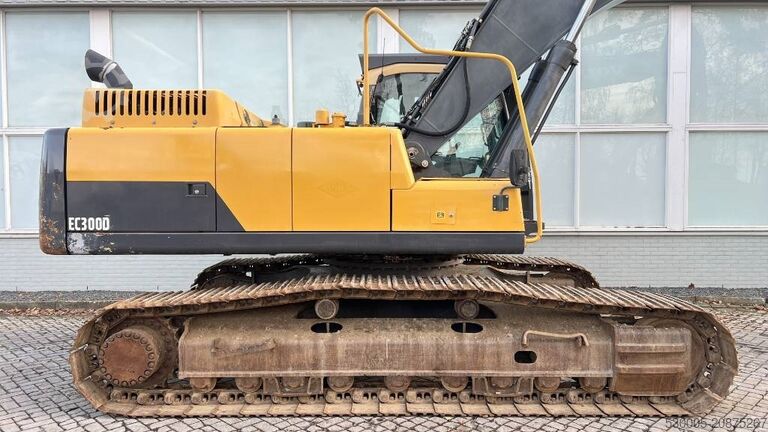 Crawler excavator Volvo EC 300 D L