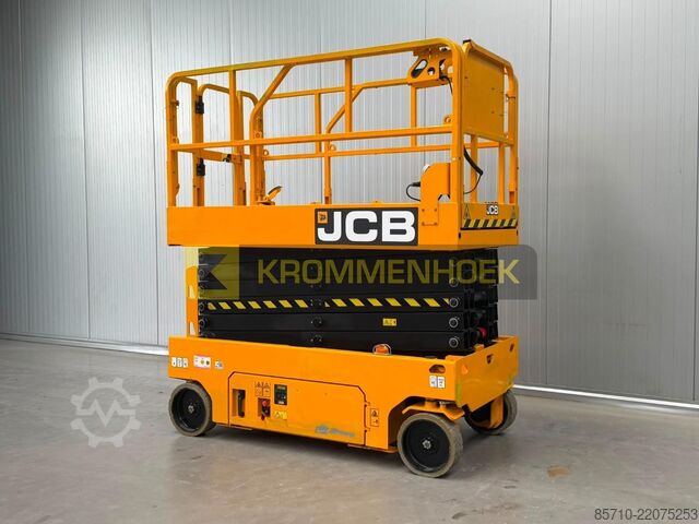Scherenhebebühne JCB S 4046 E